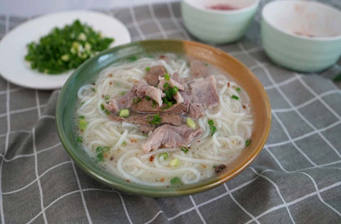 任城原味汤粉王培训